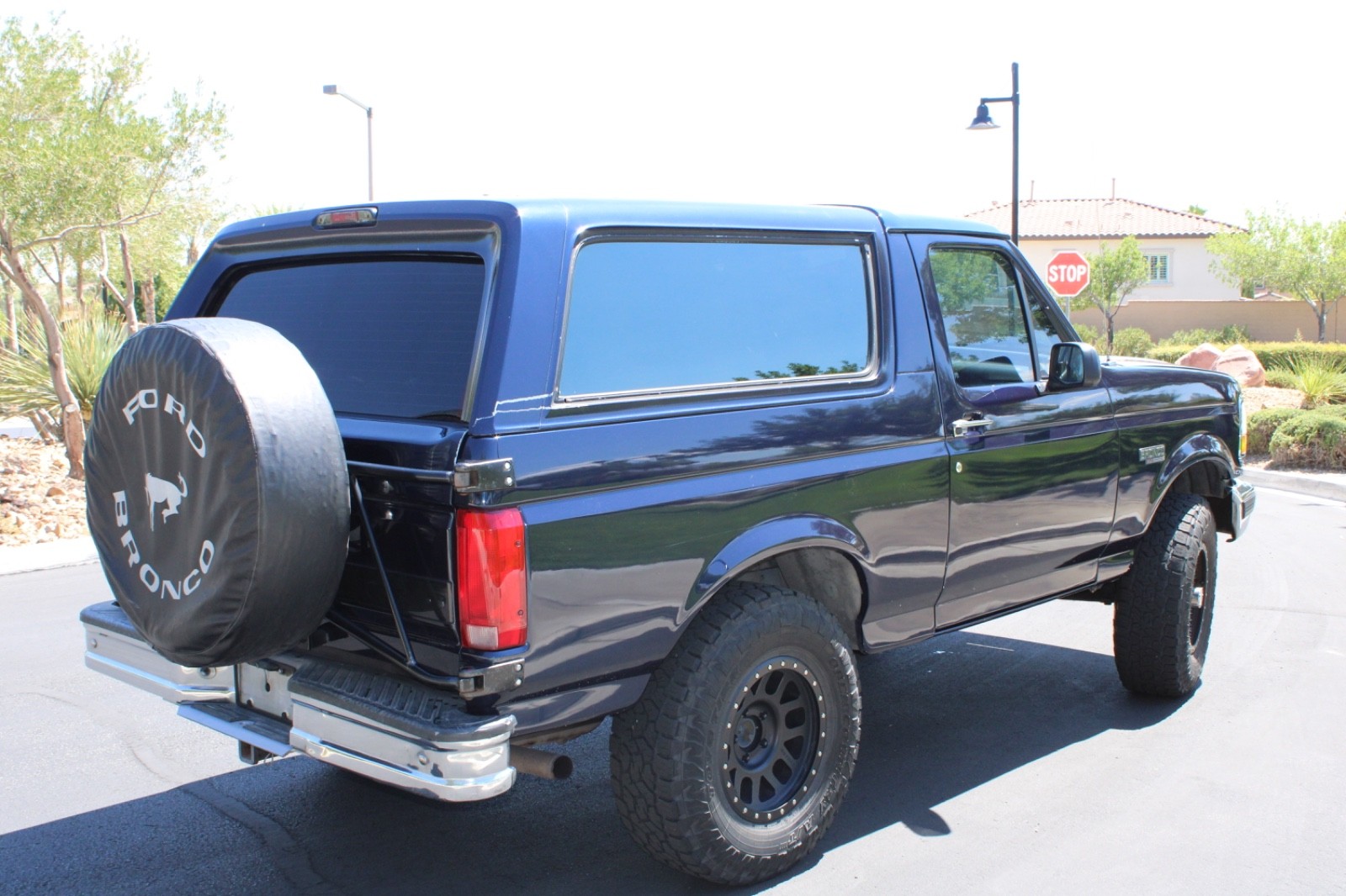 Ford-Bronco-1993-1