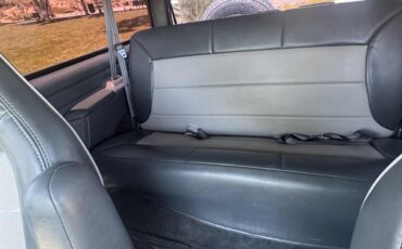 Ford-Bronco-1993-12