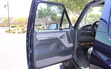 Ford-Bronco-1993-13
