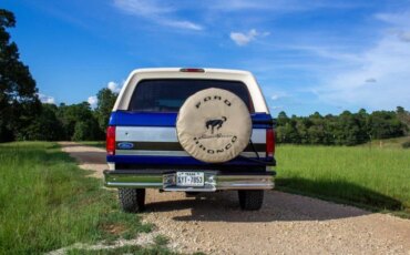 Ford-Bronco-1993-Blue-Tan-10
