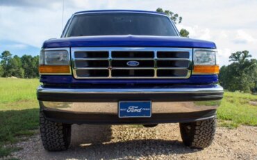 Ford-Bronco-1993-Blue-Tan-14