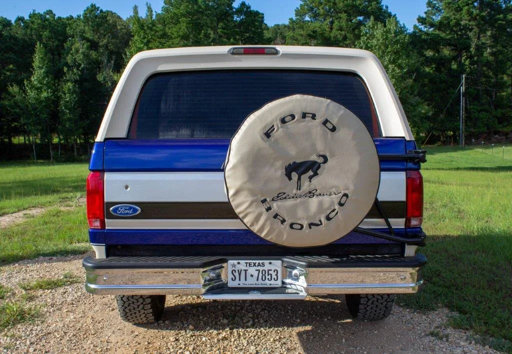Ford-Bronco-1993-Blue-Tan-16