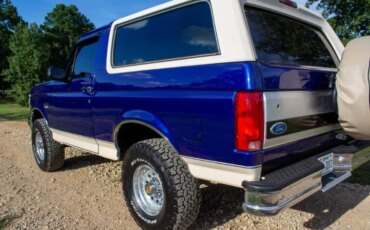 Ford-Bronco-1993-Blue-Tan-18