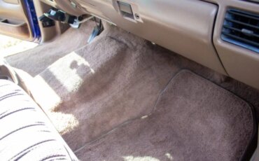 Ford-Bronco-1993-Blue-Tan-6