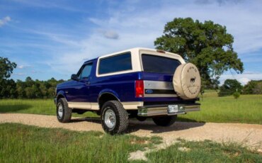 Ford-Bronco-1993-Blue-Tan-8