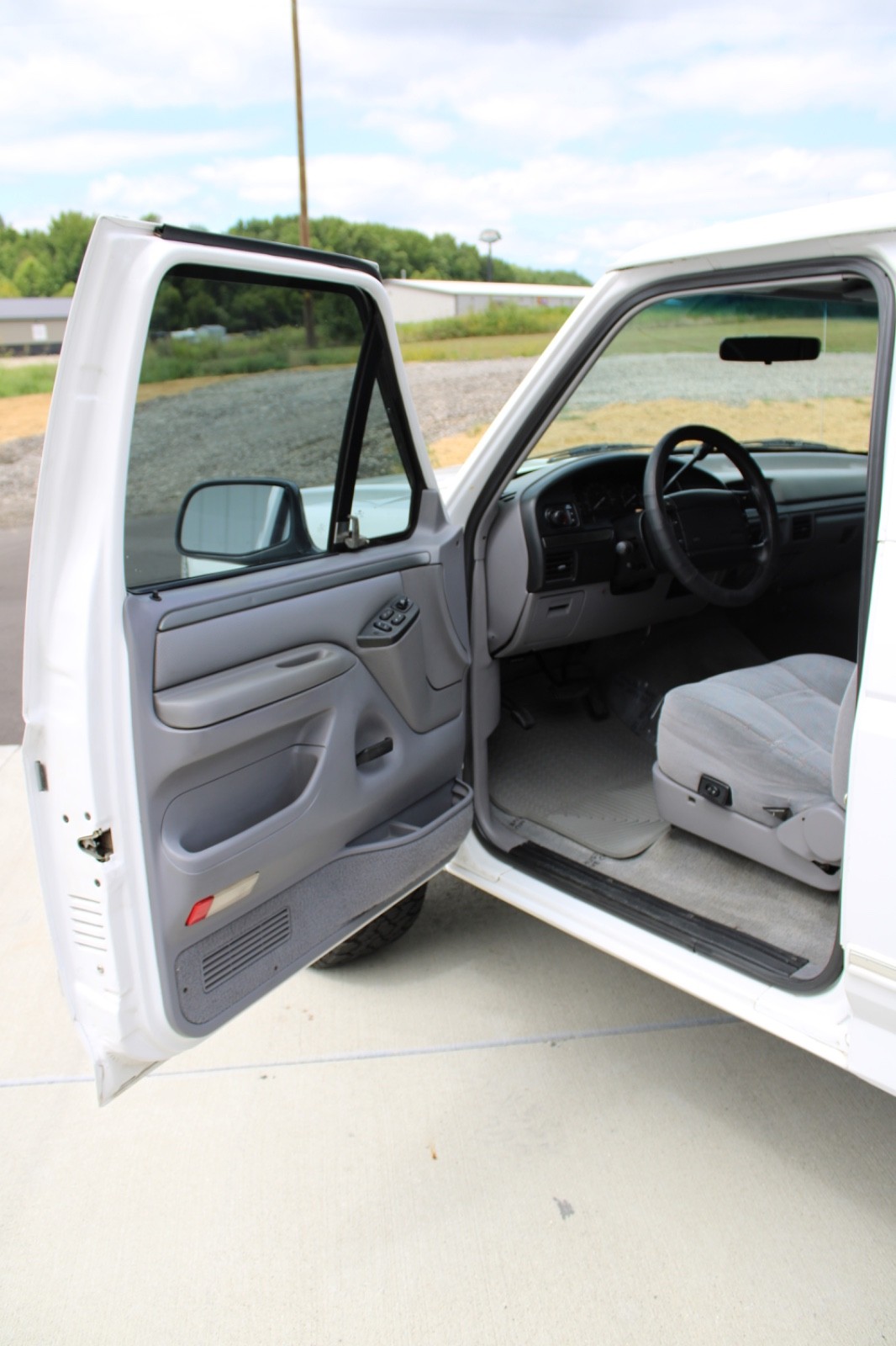 Ford-Bronco-1995-8