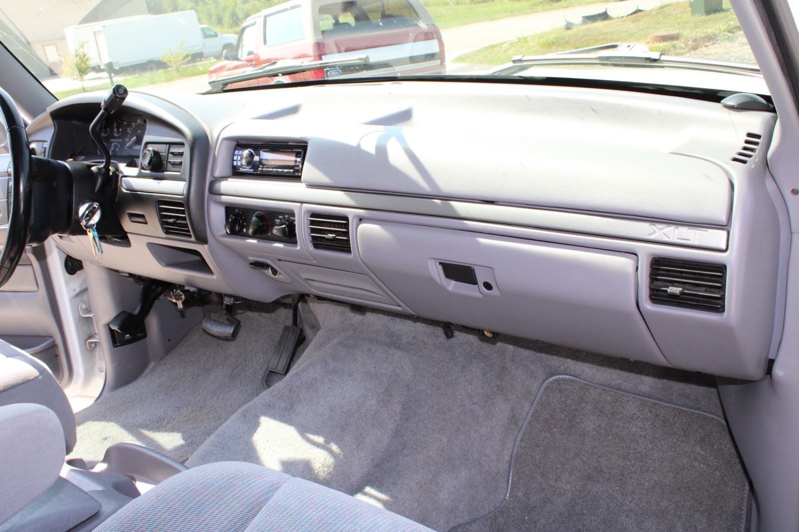 Ford-Bronco-1995-SUV-16
