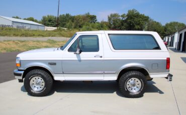 Ford-Bronco-1995-SUV-3