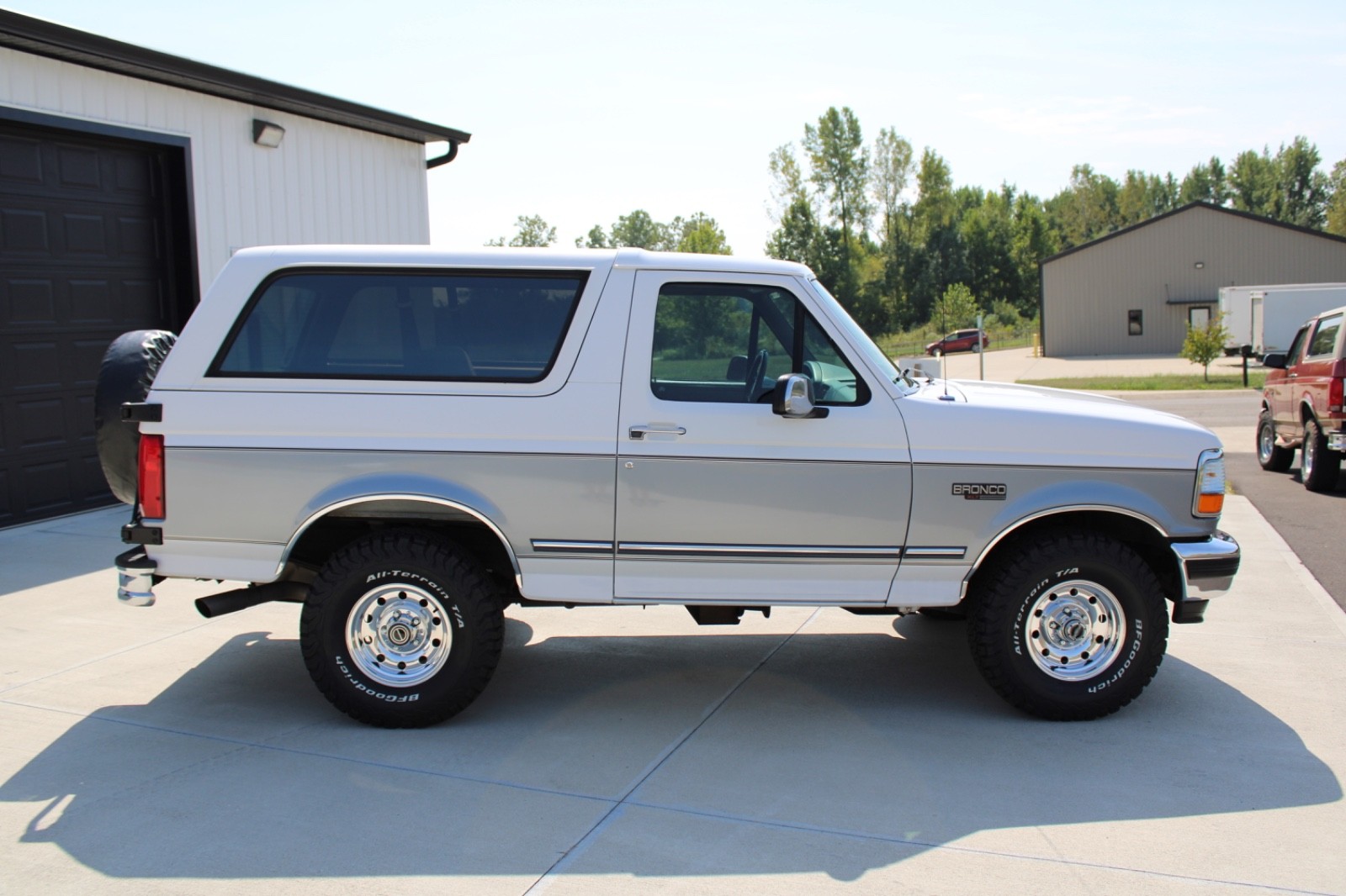 Ford-Bronco-1995-SUV-6