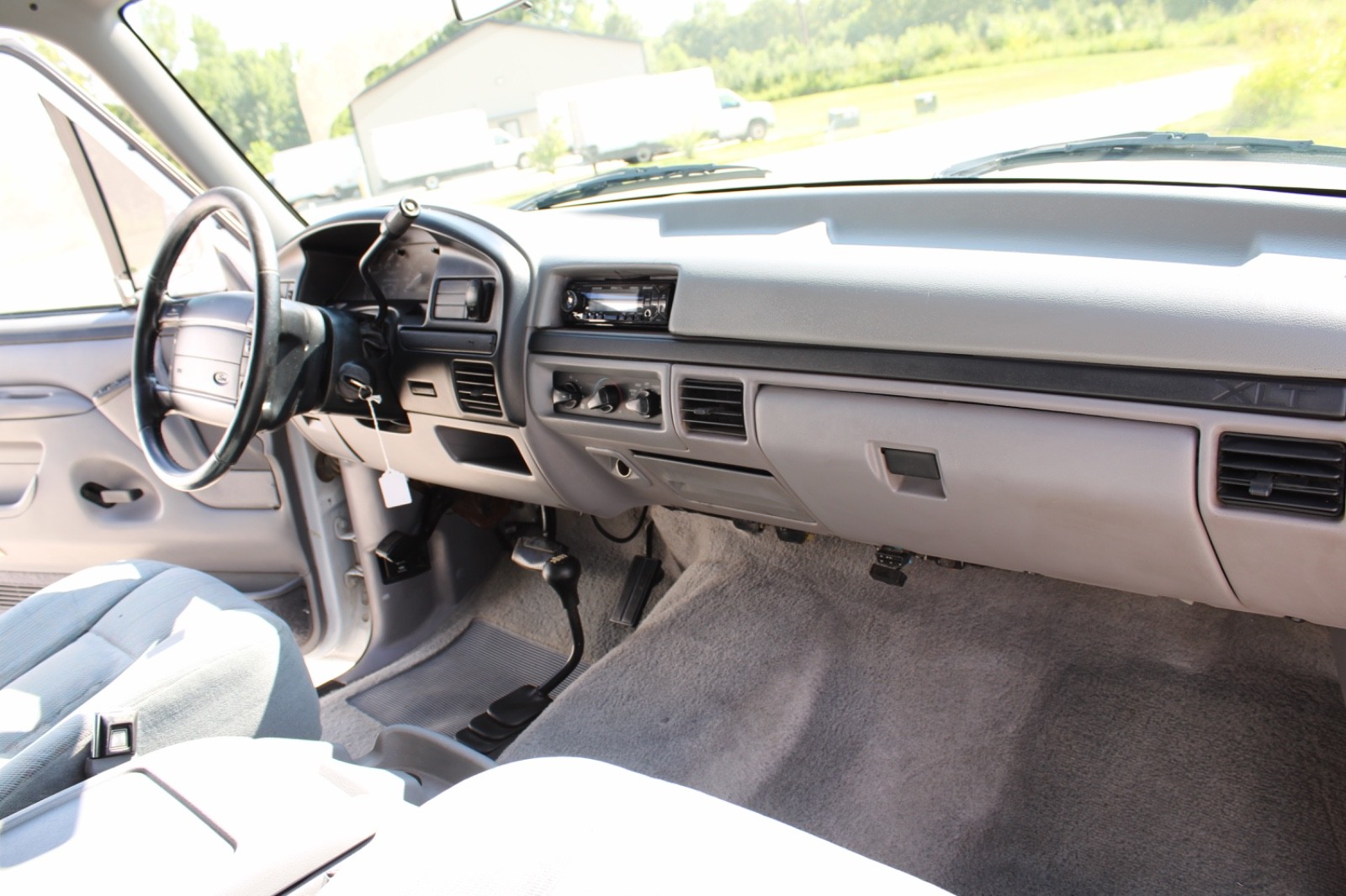 Ford-Bronco-1996-12