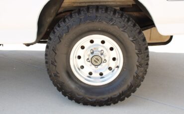 Ford-Bronco-1996-17