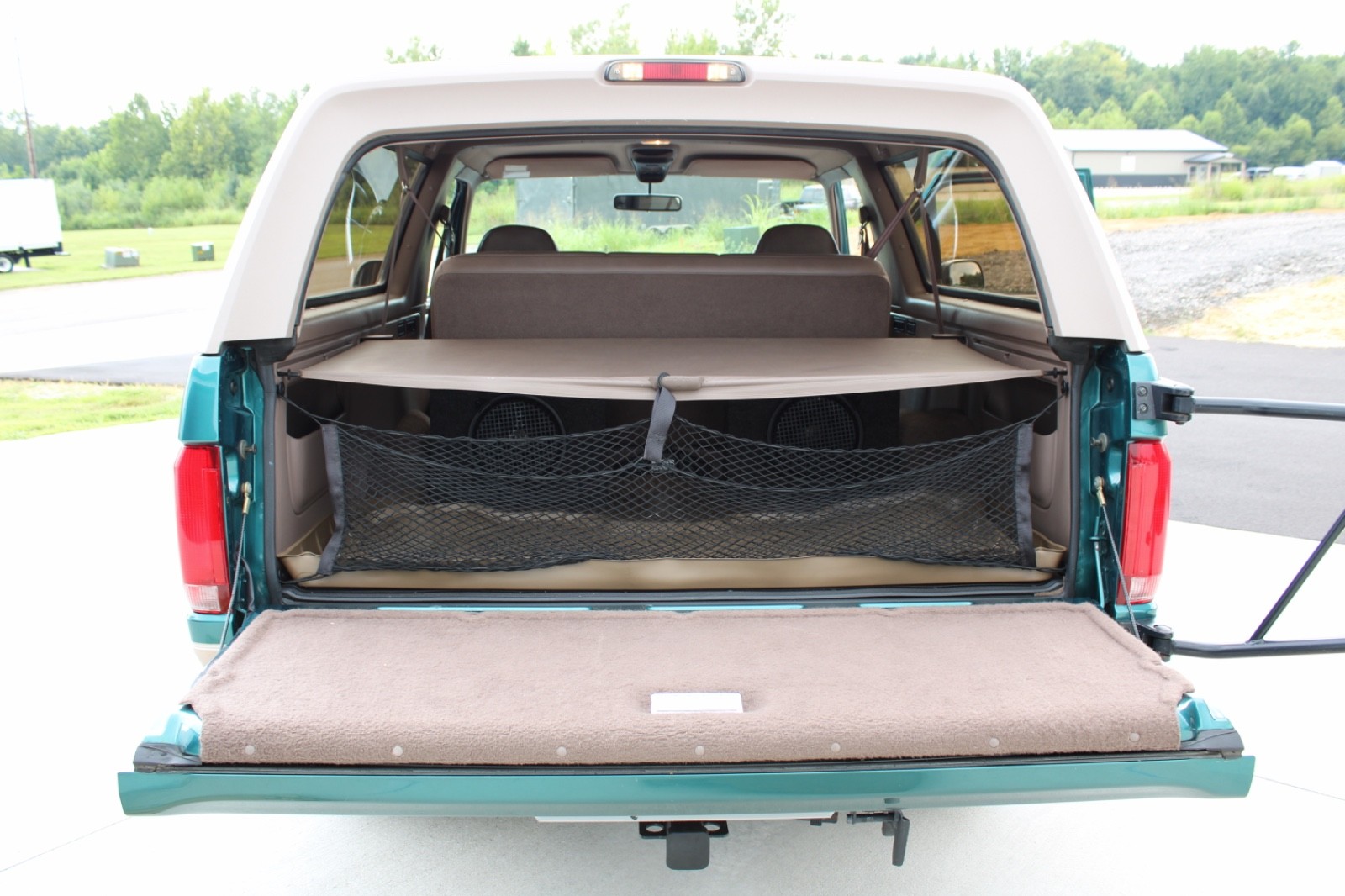 Ford-Bronco-1996-18