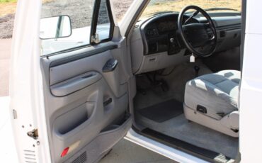 Ford-Bronco-1996-8