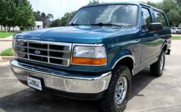 Ford-Bronco-1996-SUV-1