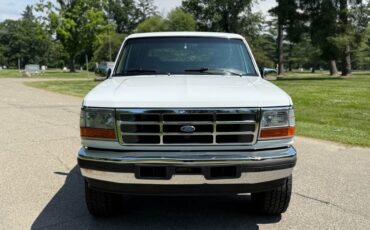 Ford-Bronco-1996-SUV-10
