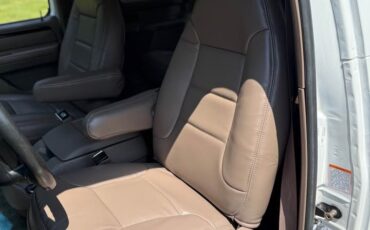 Ford-Bronco-1996-SUV-13