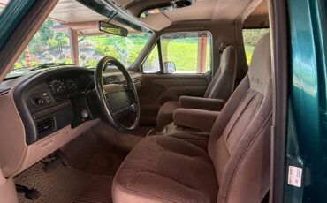 Ford-Bronco-1996-SUV-16