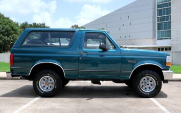Ford-Bronco-1996-SUV-17