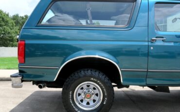 Ford-Bronco-1996-SUV-22