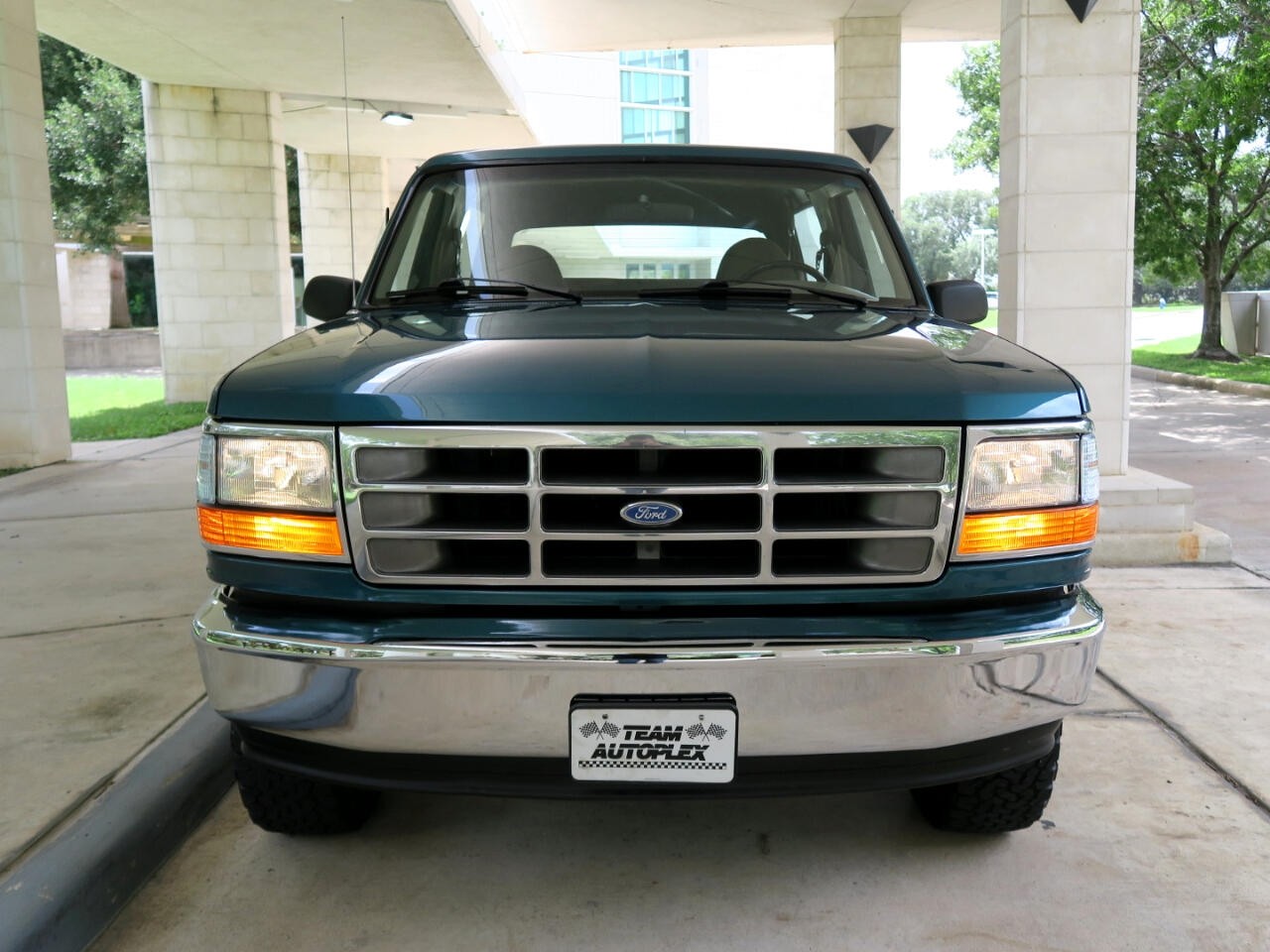 Ford-Bronco-1996-SUV-26
