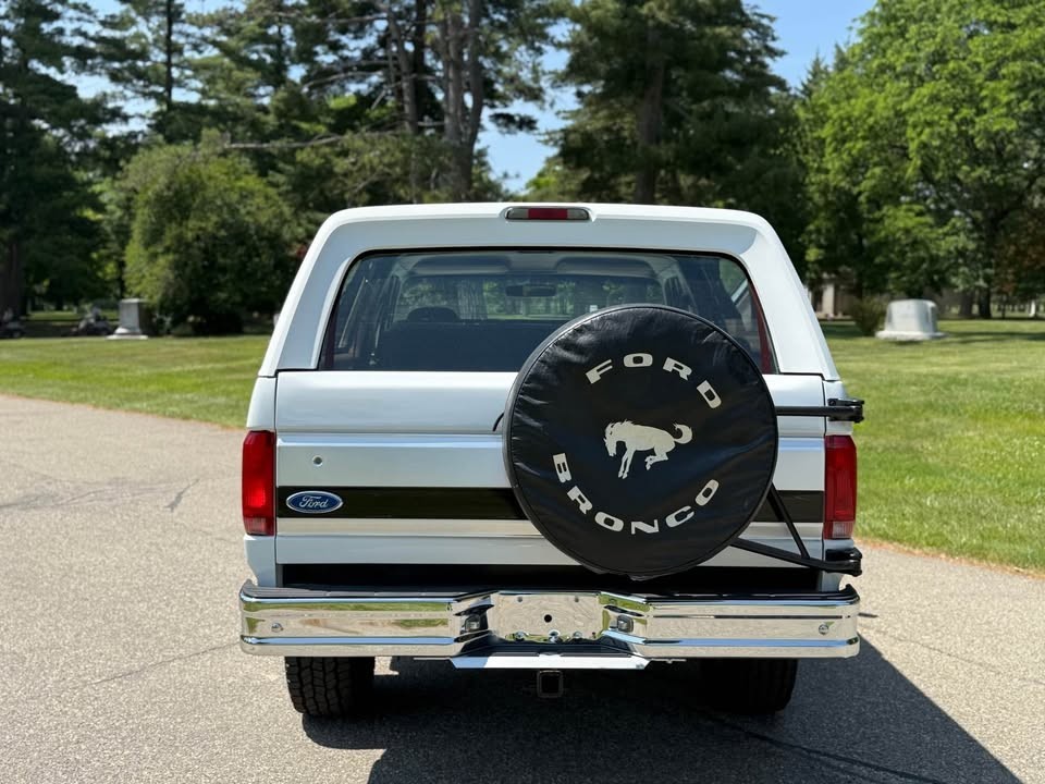 Ford-Bronco-1996-SUV-6