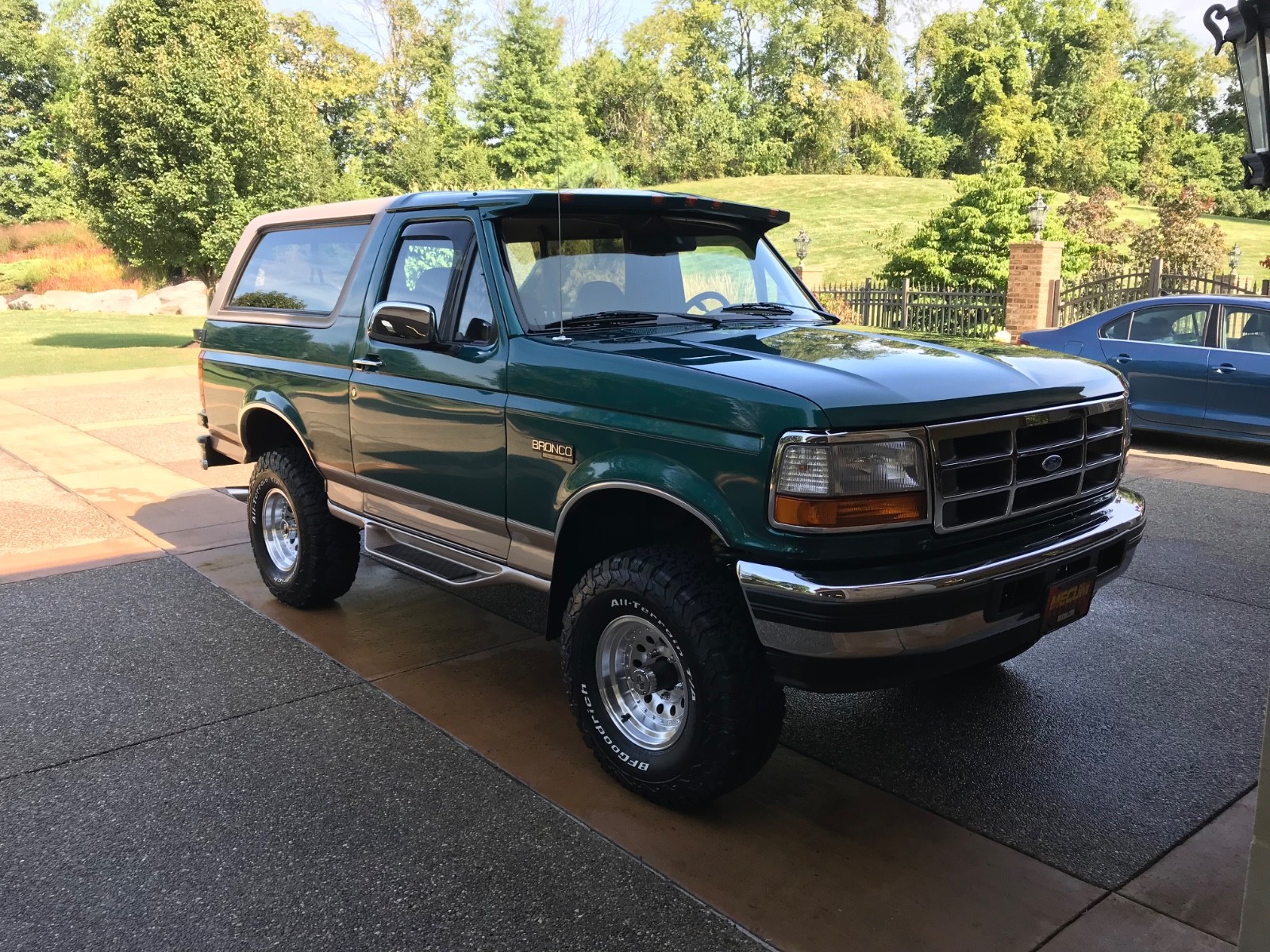 Ford-Bronco-1996-SUV-7