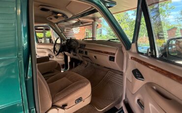 Ford-Bronco-1996-SUV-9