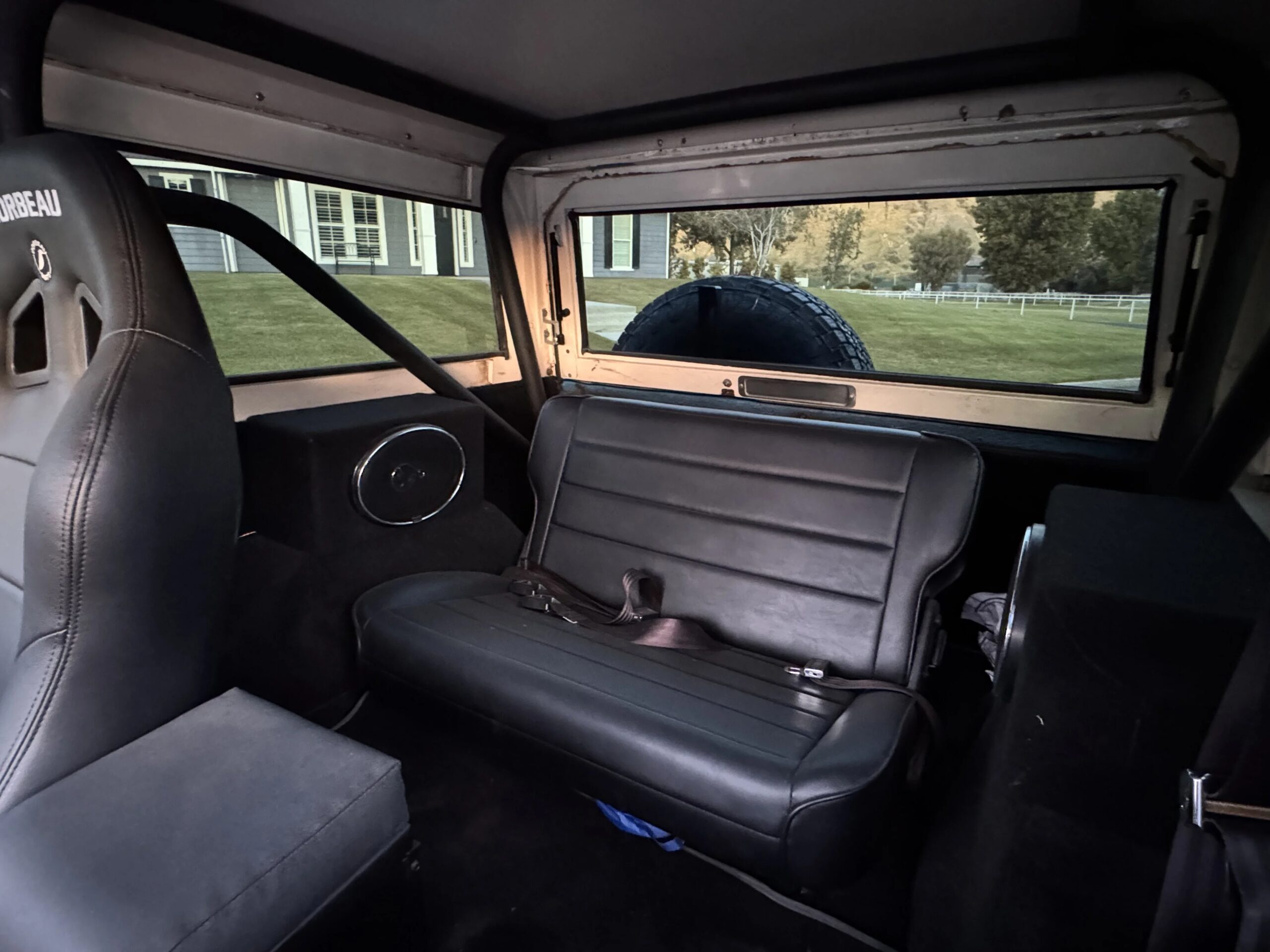 Ford-Bronco-2-door-1966-Blue-Black-13