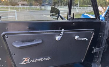 Ford-Bronco-2-door-1966-Blue-Black