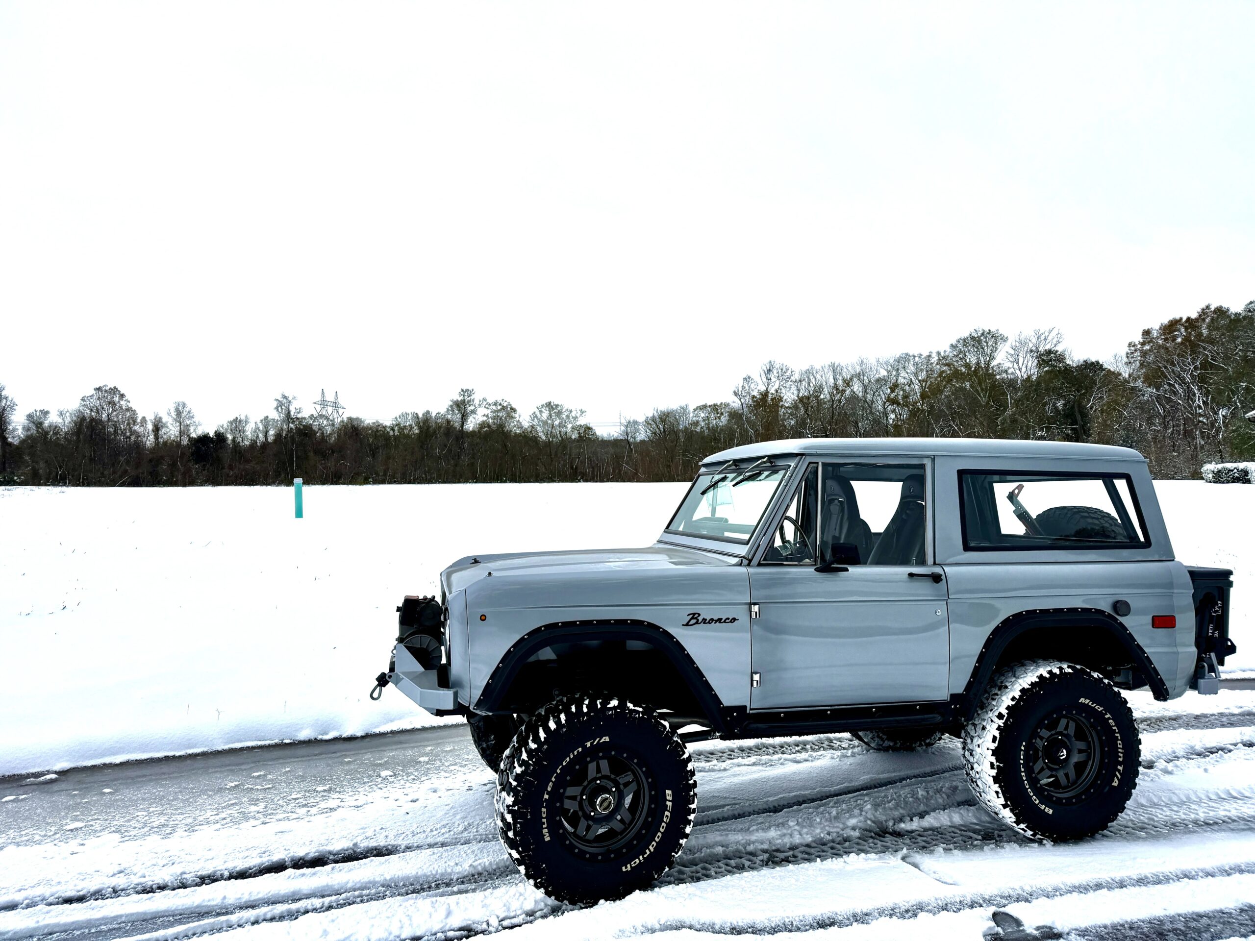 Ford-Bronco-2-door-1966-Silver-Silver-1