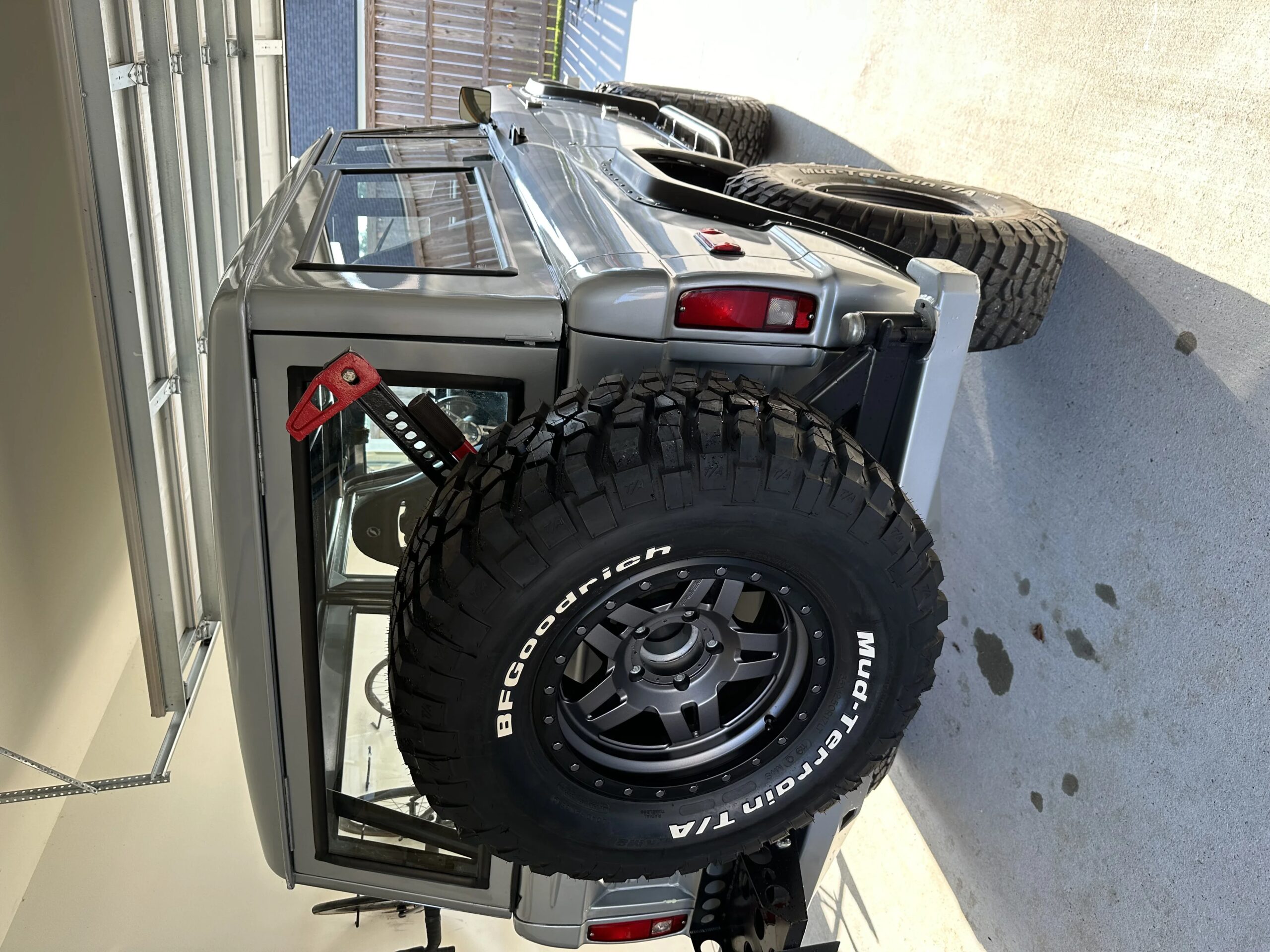 Ford-Bronco-2-door-1966-Silver-Silver-3