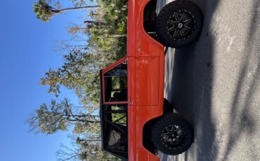 Ford-Bronco-2-door-1967-Orange-Black-1