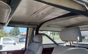 Ford-Bronco-2-door-1968-Burgundy-Gray-6