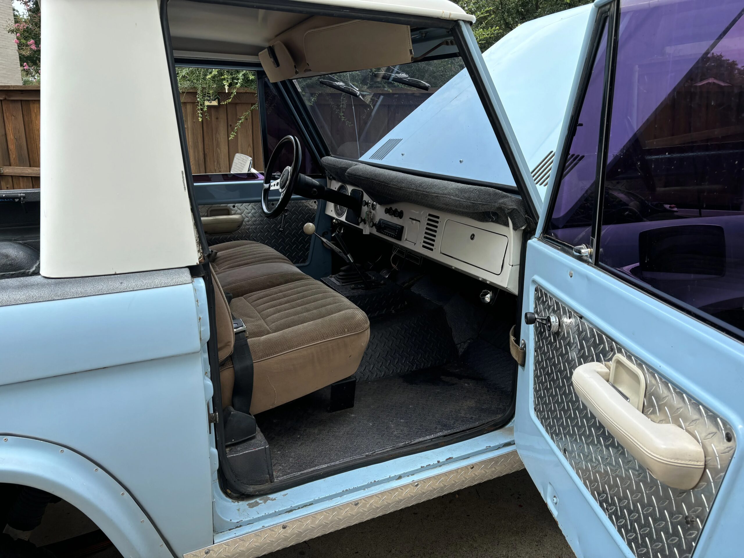 Ford-Bronco-2-door-1969-Blue-Custom-1