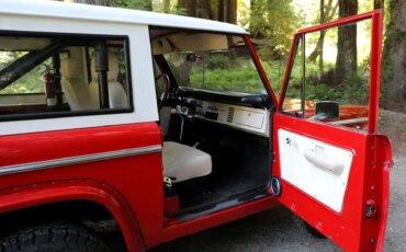 Ford-Bronco-2-door-1969-Red-Off-White-1