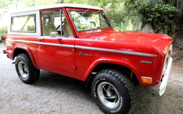 Ford-Bronco-2-door-1969-Red-Off-White-14