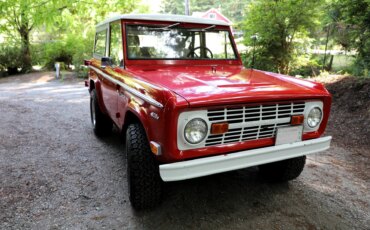 Ford-Bronco-2-door-1969-Red-Off-White-18