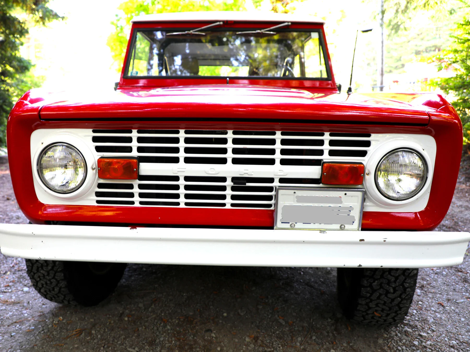 Ford-Bronco-2-door-1969-Red-Off-White-20