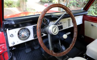 Ford-Bronco-2-door-1969-Red-Off-White-27