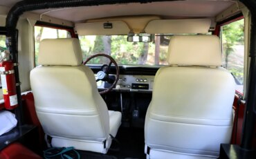 Ford-Bronco-2-door-1969-Red-Off-White-46