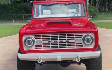 Ford-Bronco-2-door-1969-Red-White-2