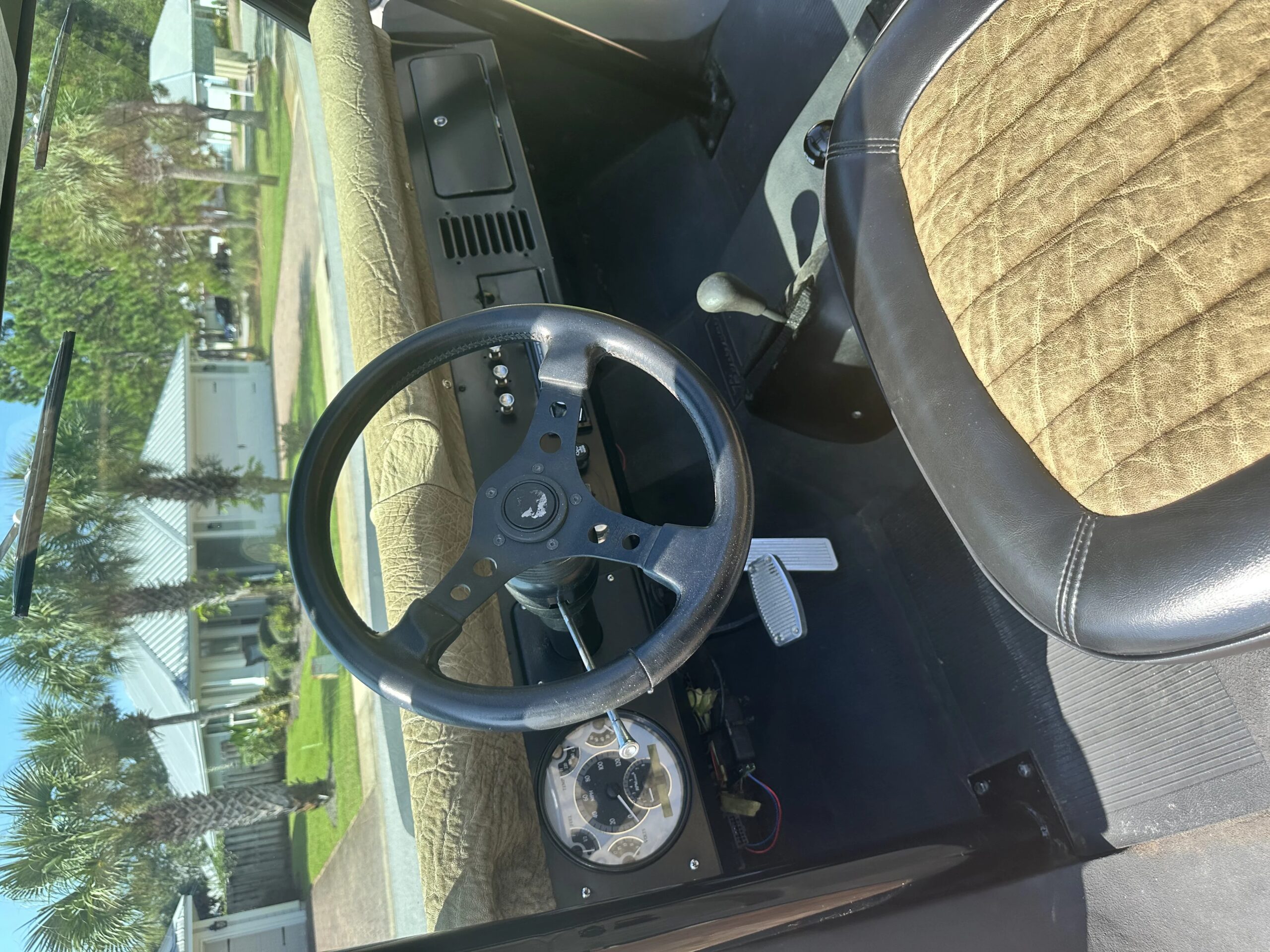 Ford-Bronco-2-door-1970-Black-Black-1