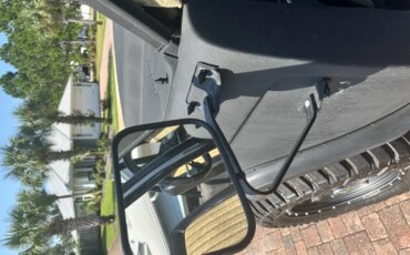 Ford-Bronco-2-door-1970-Black-Black-13