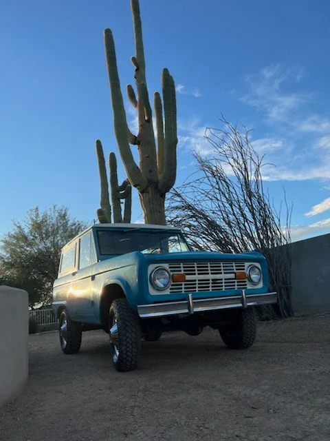 Ford-Bronco-2-door-1970-Blue-Black-5
