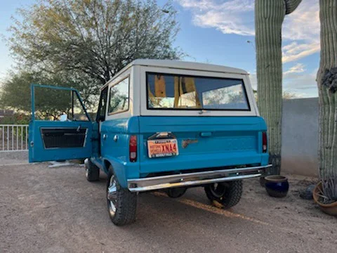 Ford-Bronco-2-door-1970-Blue-Black-9