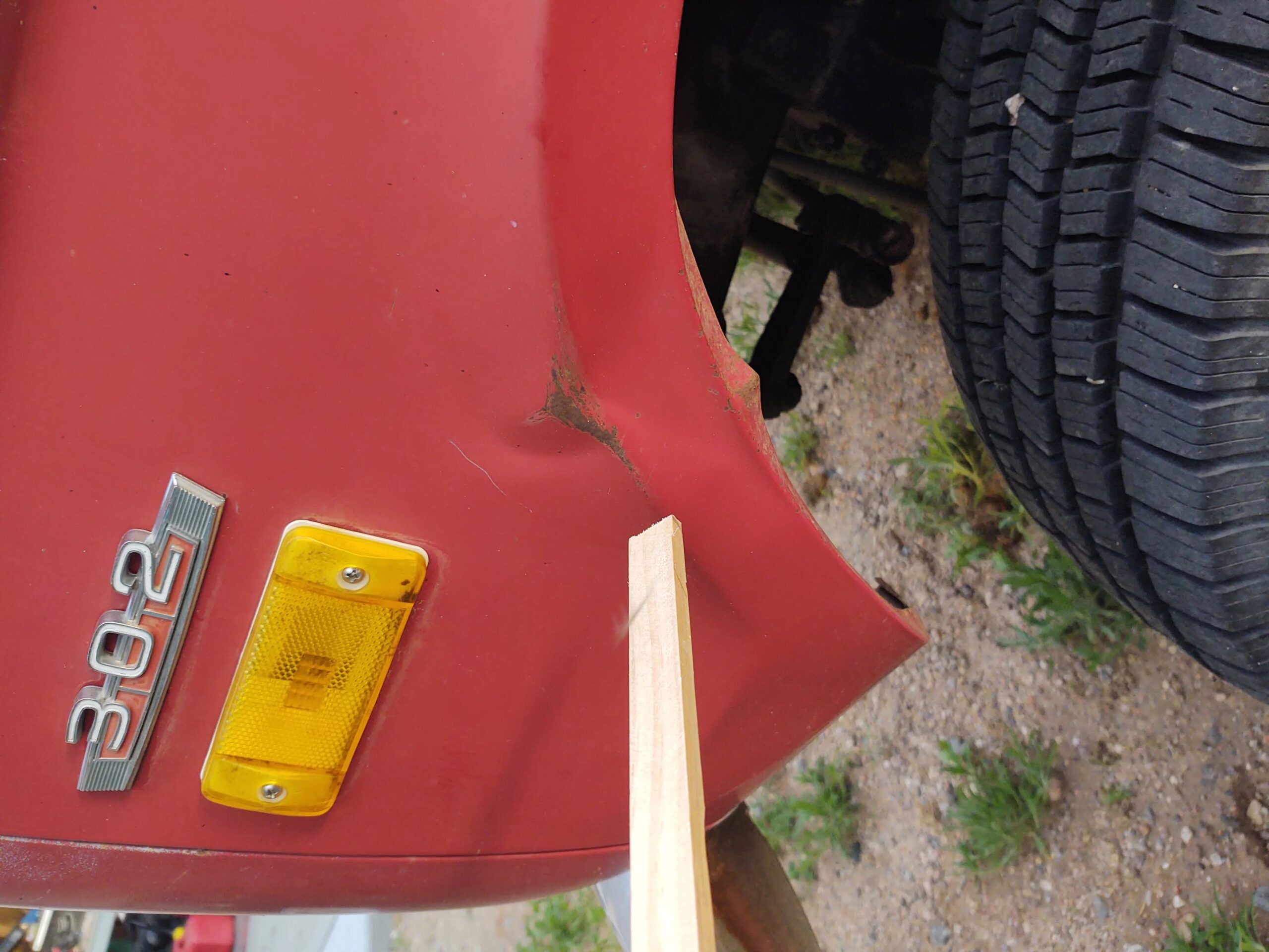 Ford-Bronco-2-door-1970-Red-Off-White-15