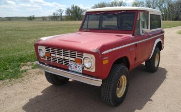 Ford-Bronco-2-door-1970-Red-Off-White-3