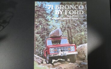 Ford-Bronco-2-door-1971-White-Charcoal-13