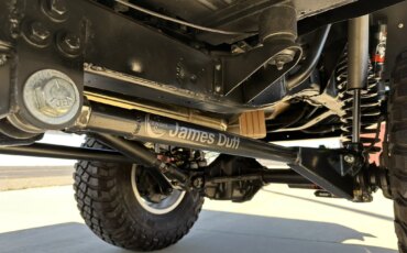 Ford-Bronco-2-door-1971-White-Charcoal-20