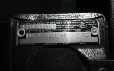 Ford-Bronco-2-door-1971-White-Charcoal-27